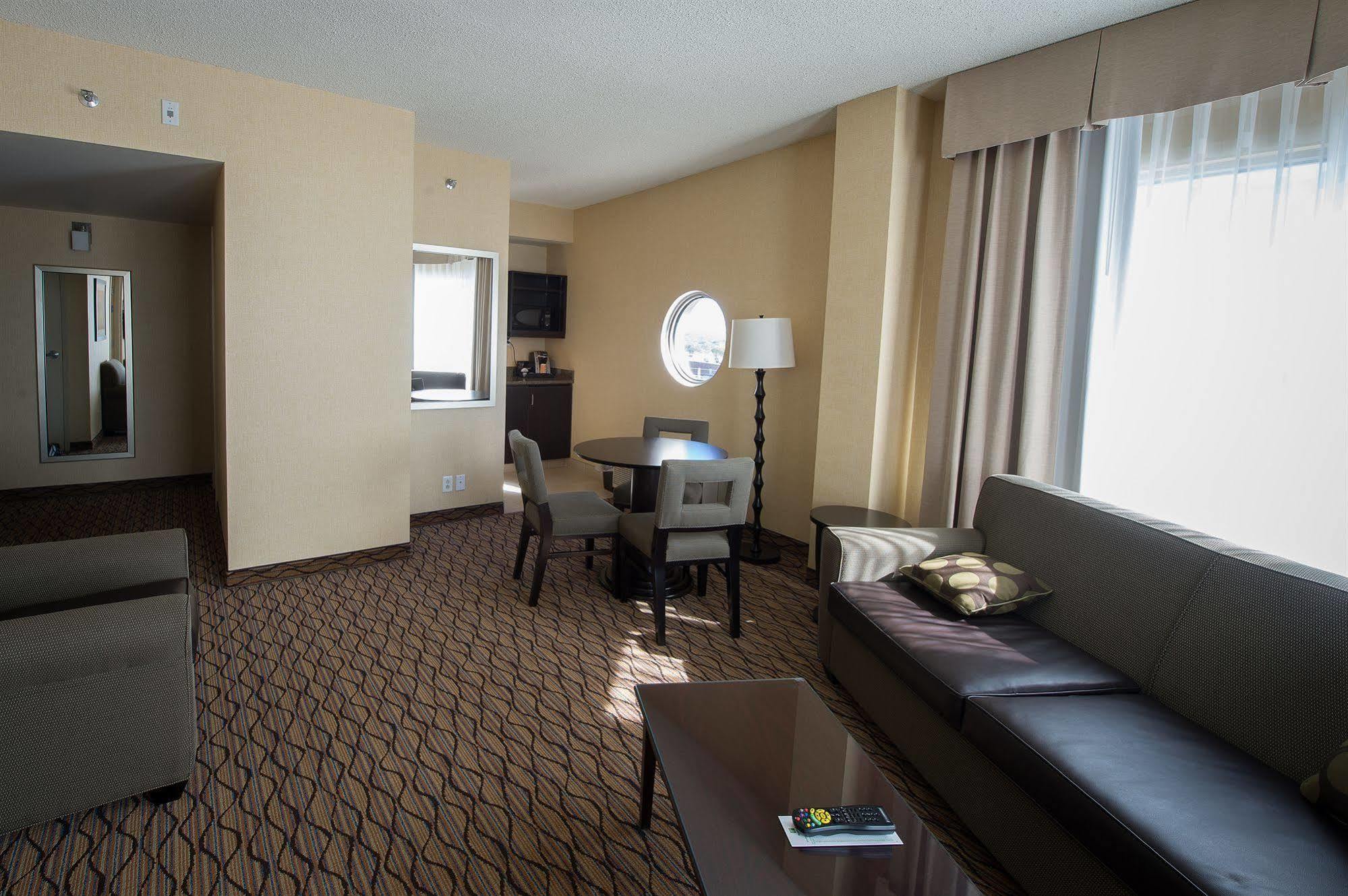 Holiday Inn Sydney - Waterfront By Ihg Экстерьер фото