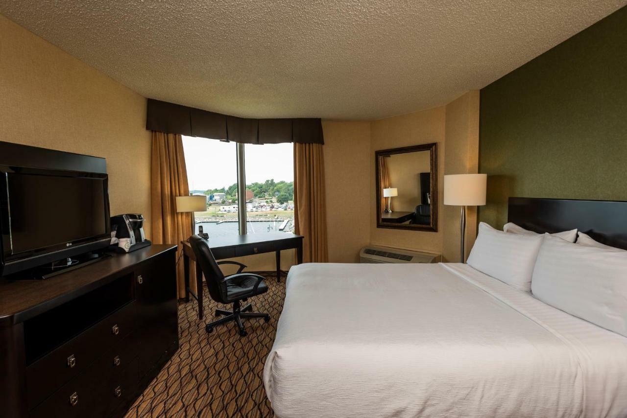 Holiday Inn Sydney - Waterfront By Ihg Экстерьер фото